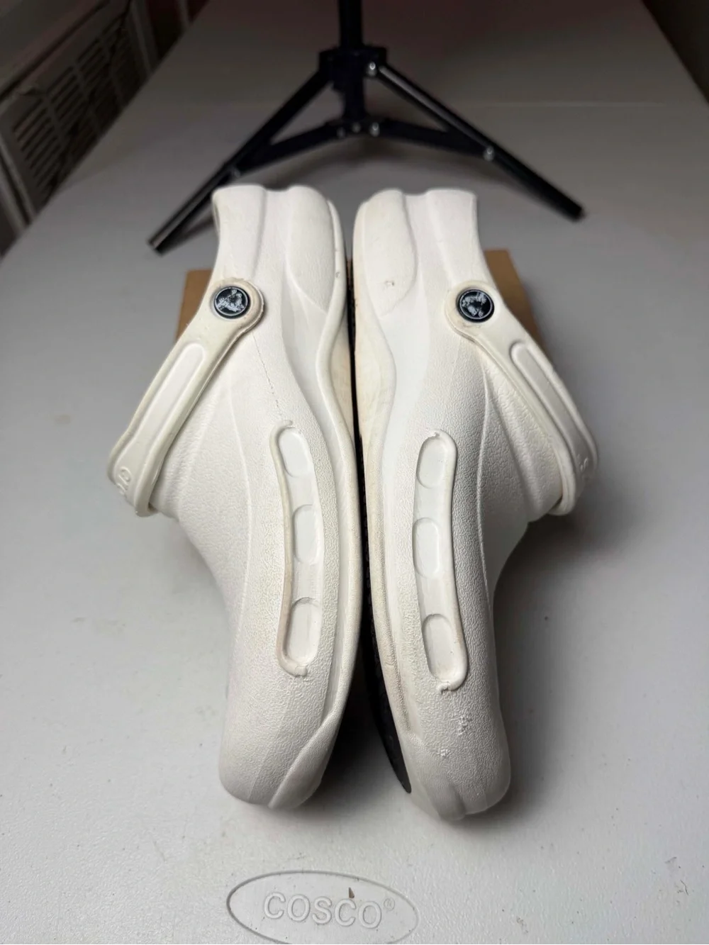 Crocs Bistro Clogs Mens 10 White Rubber Slip Resistant Adjustable Heel Strap
